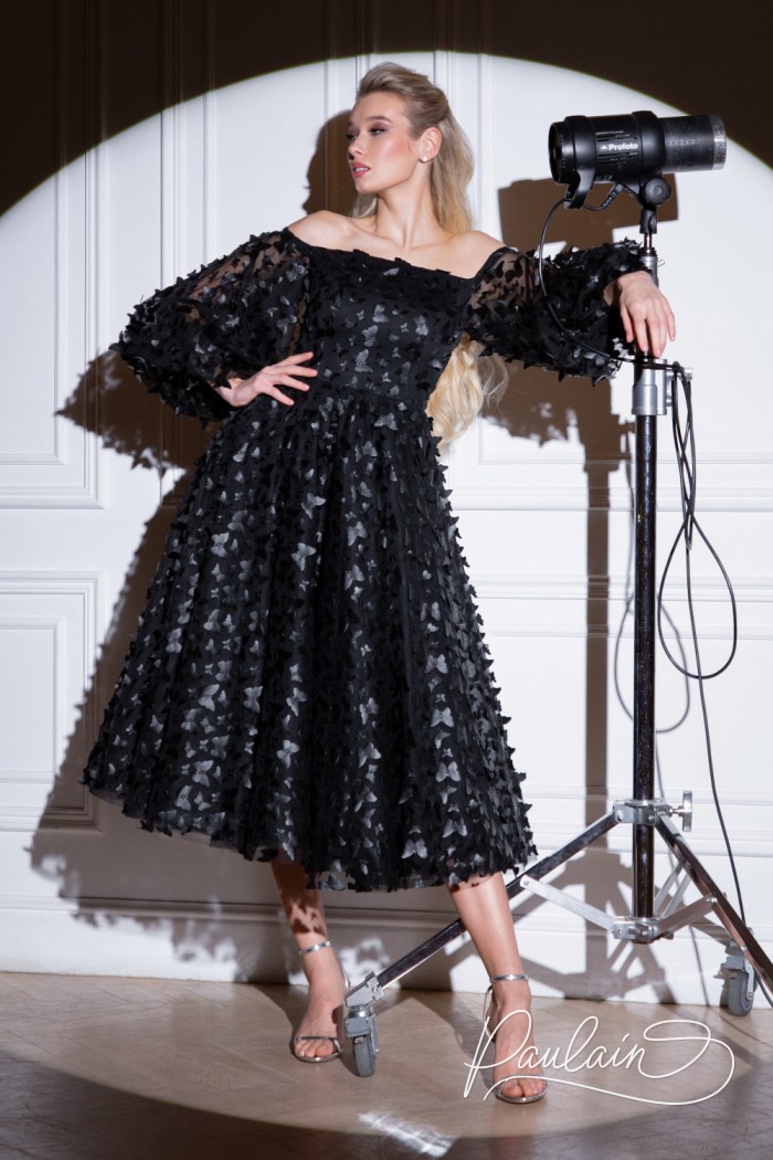 Spectacular dress in a feminine silhouette with voluminous sleeves and a midi skirt- MOLLY Lux | Paulain